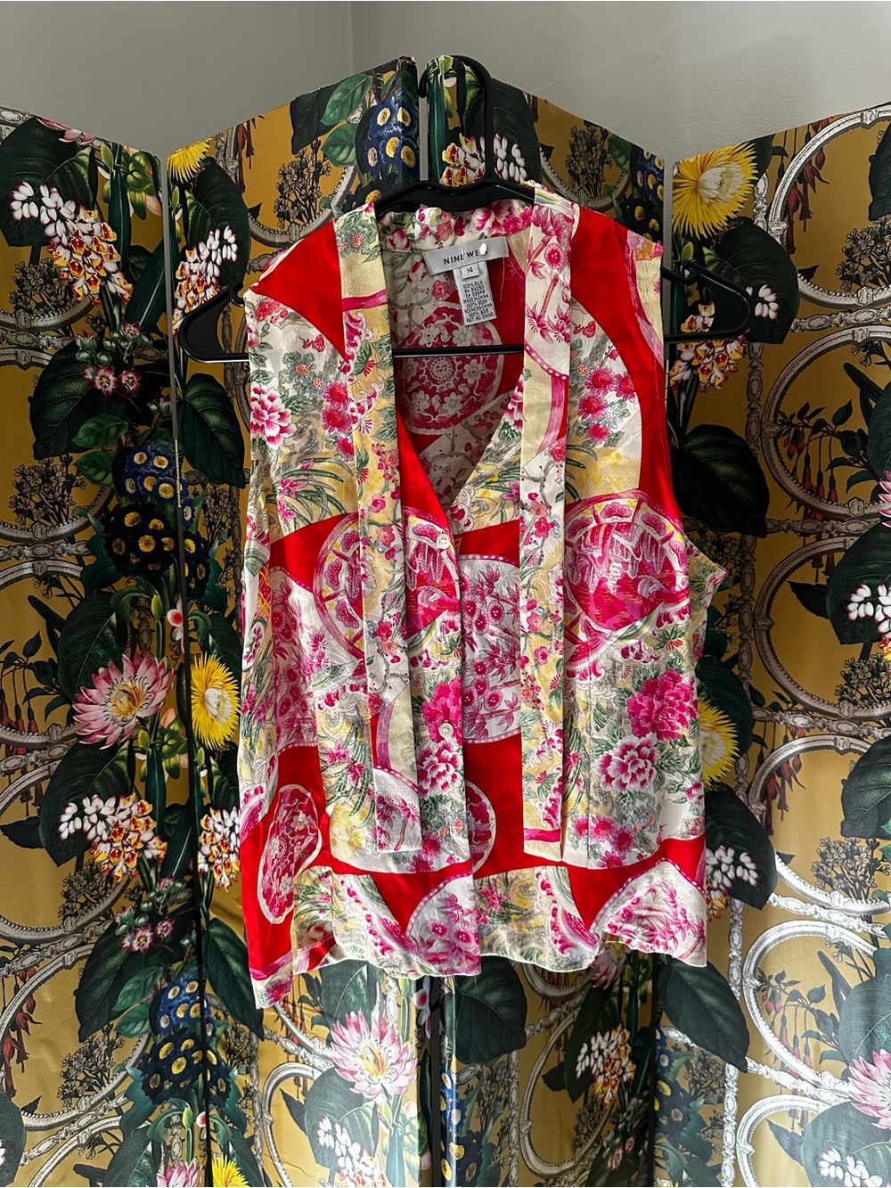 Nine West Vintage Silk Pink & Red Floral Sleeveless Blouse